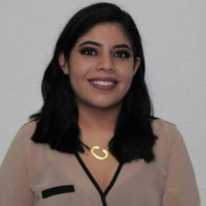 Meet your Posher, Carolina